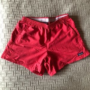 Patagonia bright red size small baggie shorts